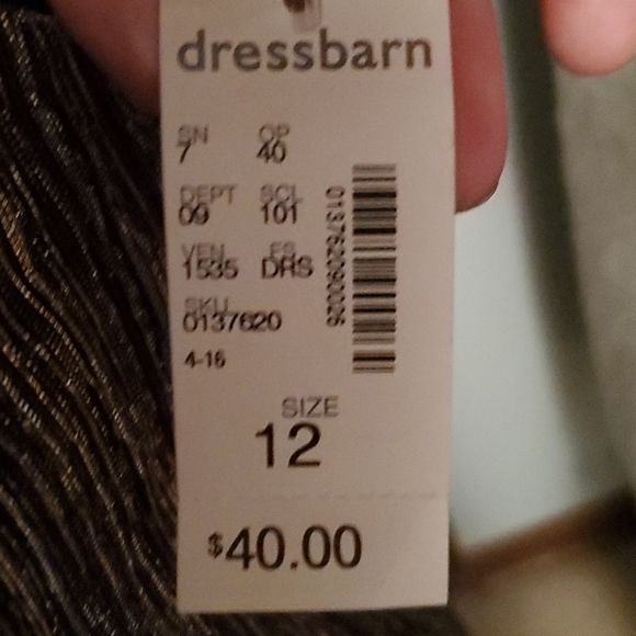 Dress - Picture 4 of 4